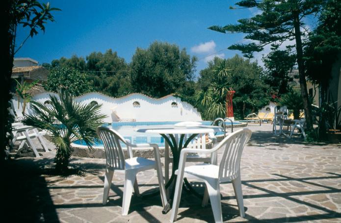 Hotel Punta Faro Капо-Ватикано Экстерьер фото
