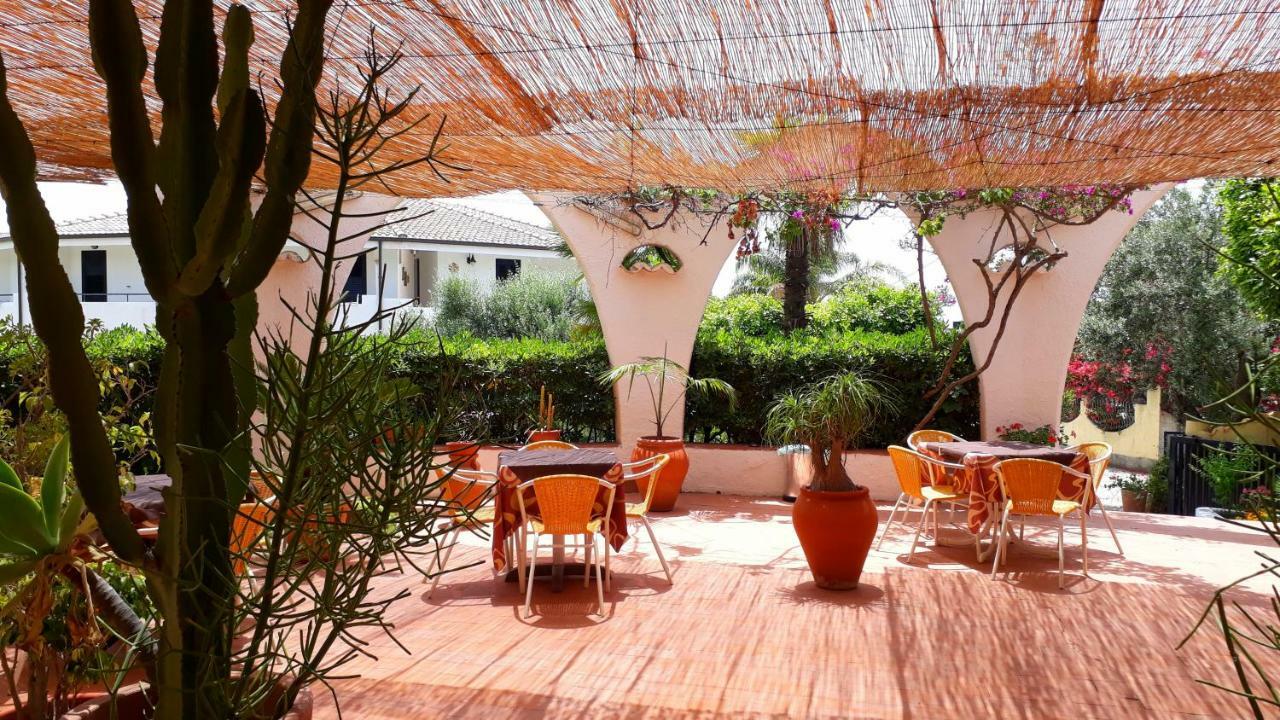 Hotel Punta Faro Капо-Ватикано Экстерьер фото